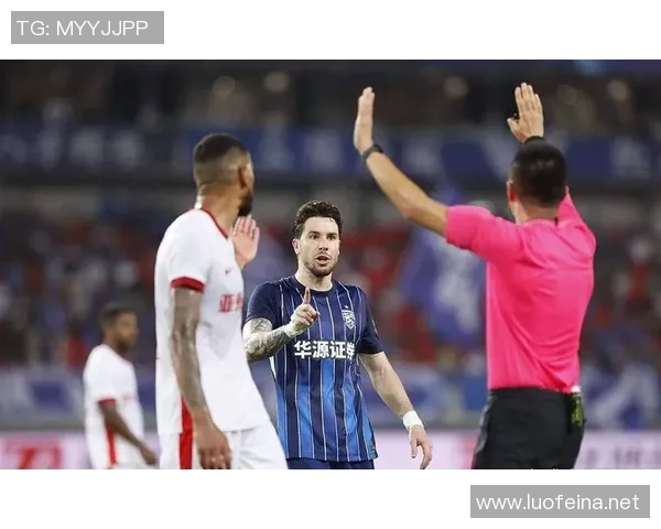 云南玉昆主场遭长春亚泰争议判罚1-0小负